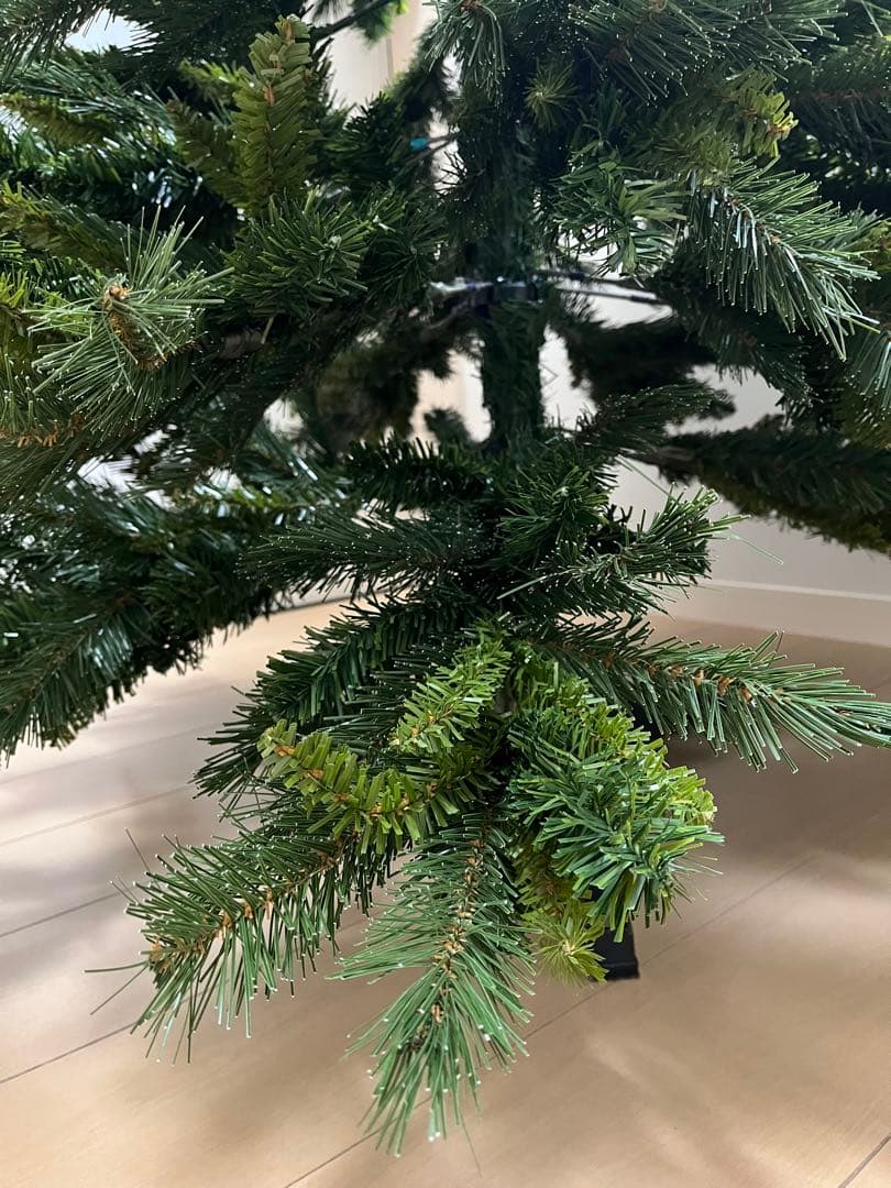 クリスマスツリー　210㎝