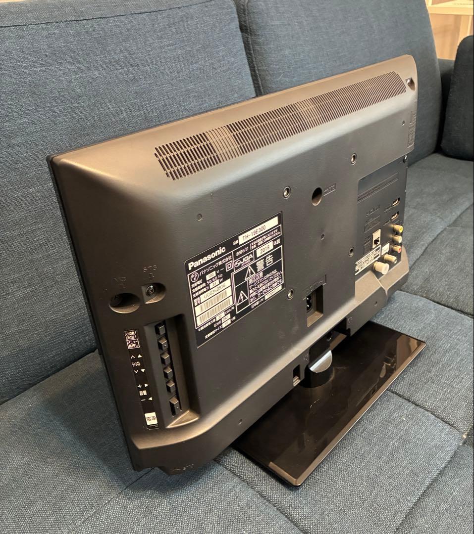 送料込 Panasonic TH-19E300 19インチ液晶テレビ