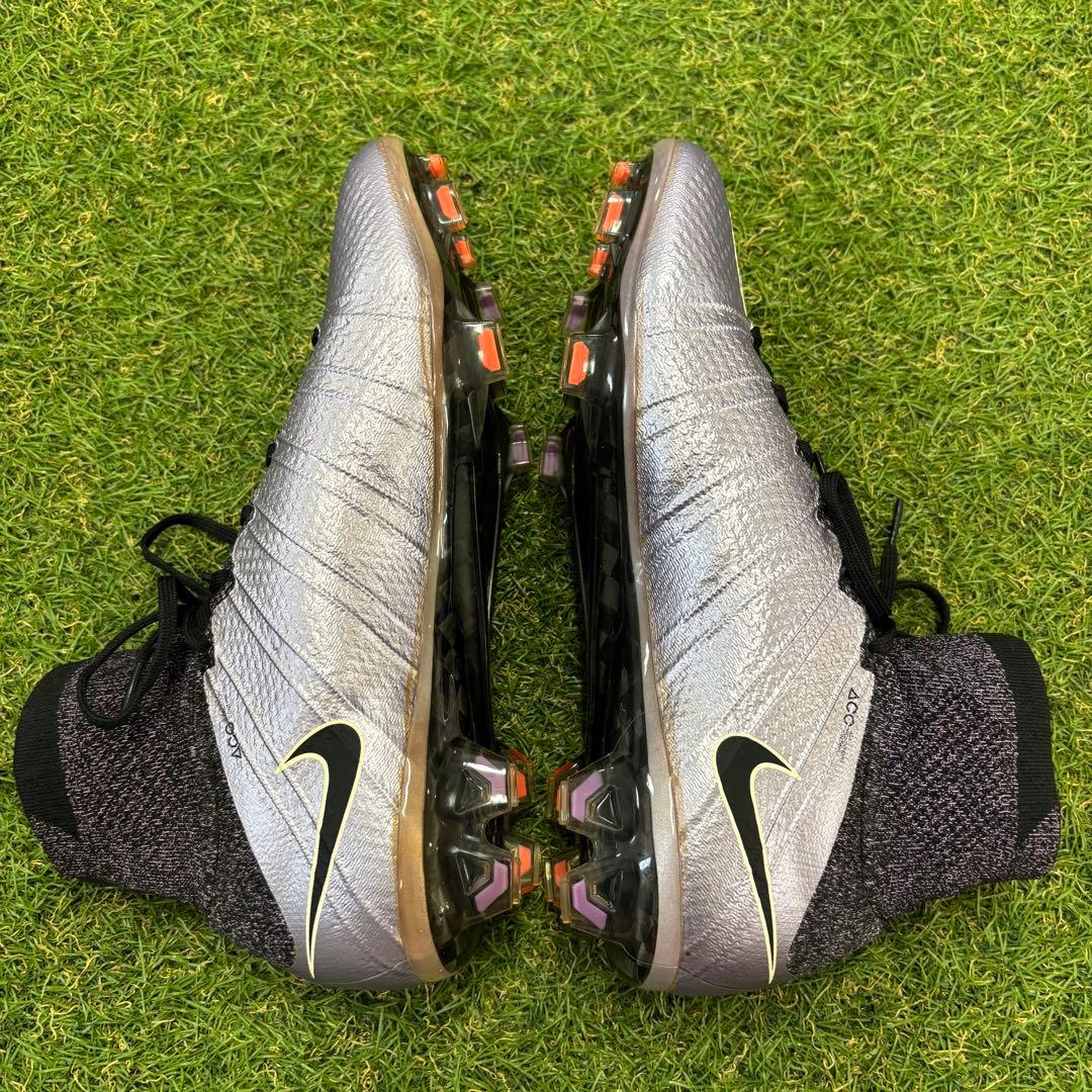 【即日発送 新品未使用品】NIKE マーキュリアル スーパーフライ4 FG