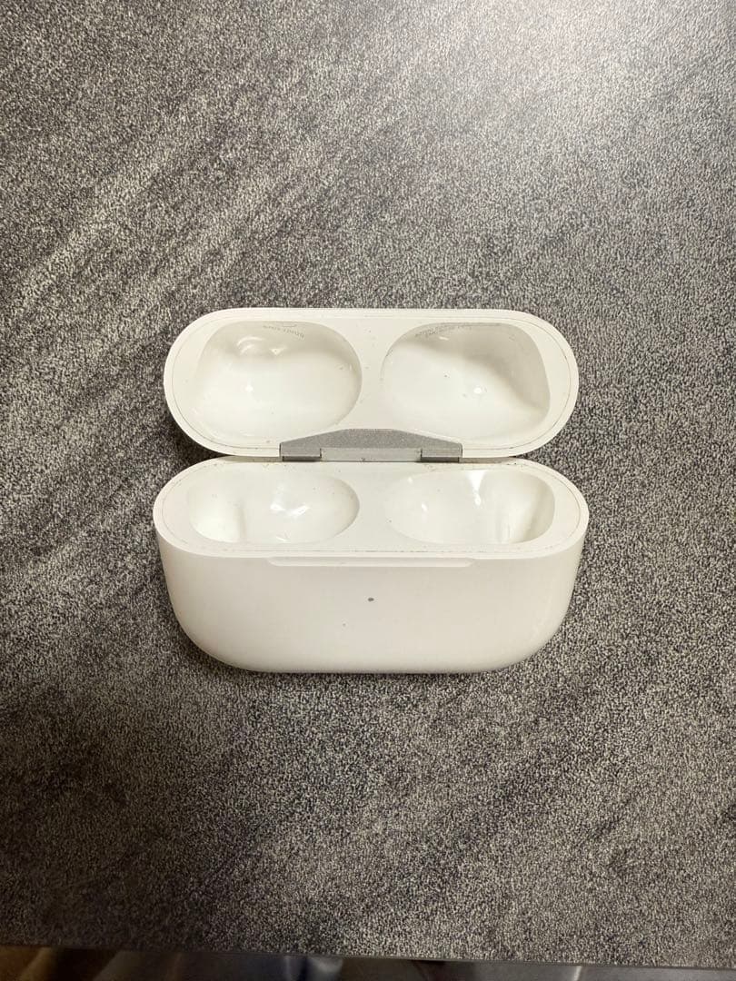 AirPodsPro 第二世代 本体 ホワイト イヤーチップ付き