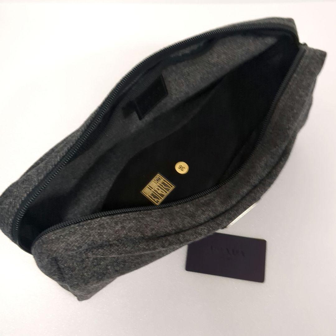 プラダ　ポーチ付　携帯スリッパ