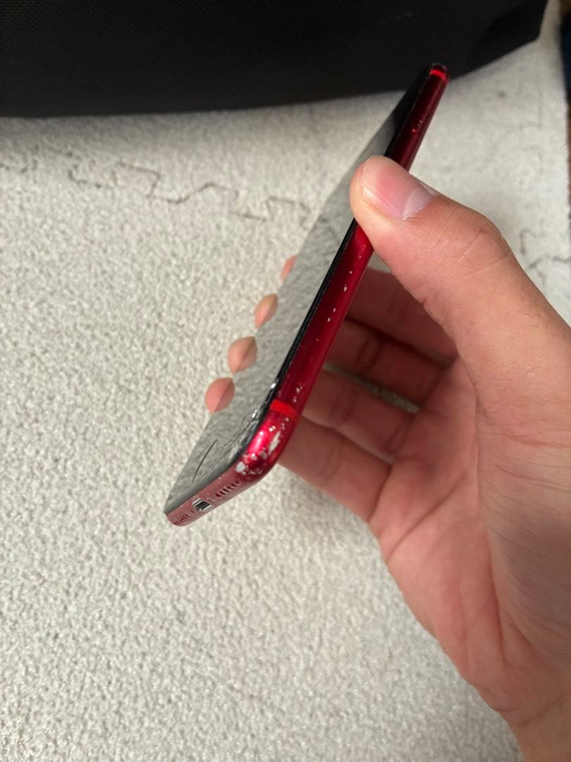 iPhone se第2世代　レッド64GB