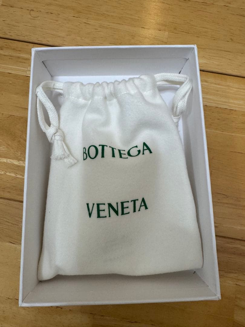 早い者勝ちBOTTEGA VENETA◆アンディアモ キーホルダー ロゴ付き
