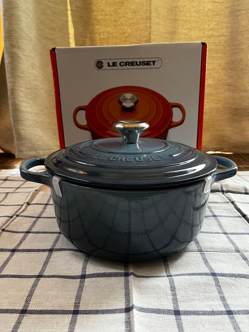 新品　ル・クルーゼ シグニチャー ココット·ロンド 20cm マリンブルー