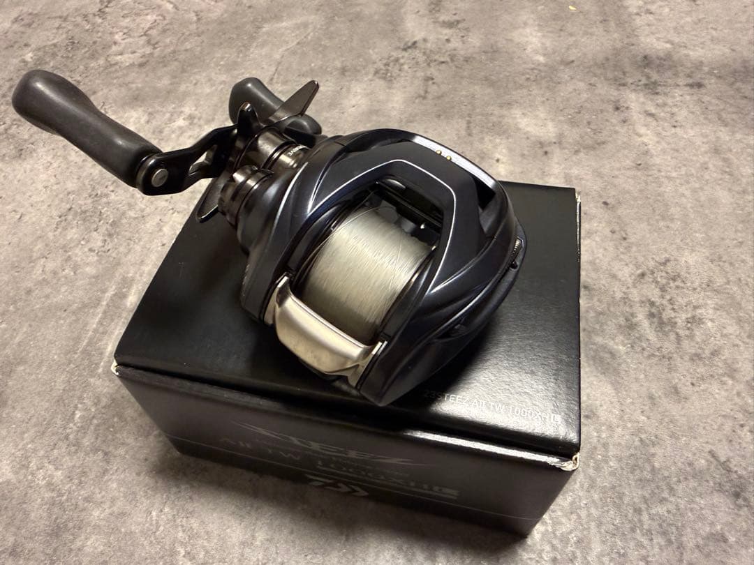 リール STEEZ AII TW 1000XHL LEFT HANDLE