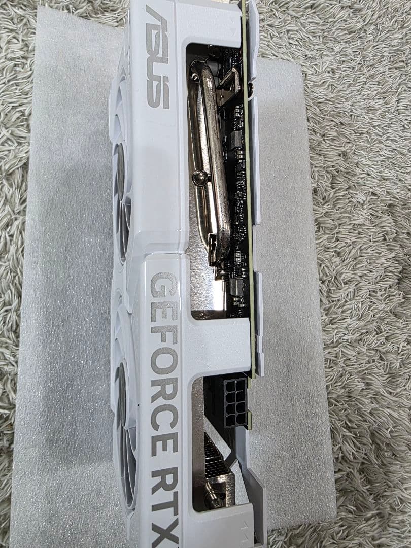 ASUS GEFORCE RTX 4060Ti 8GB グラボ