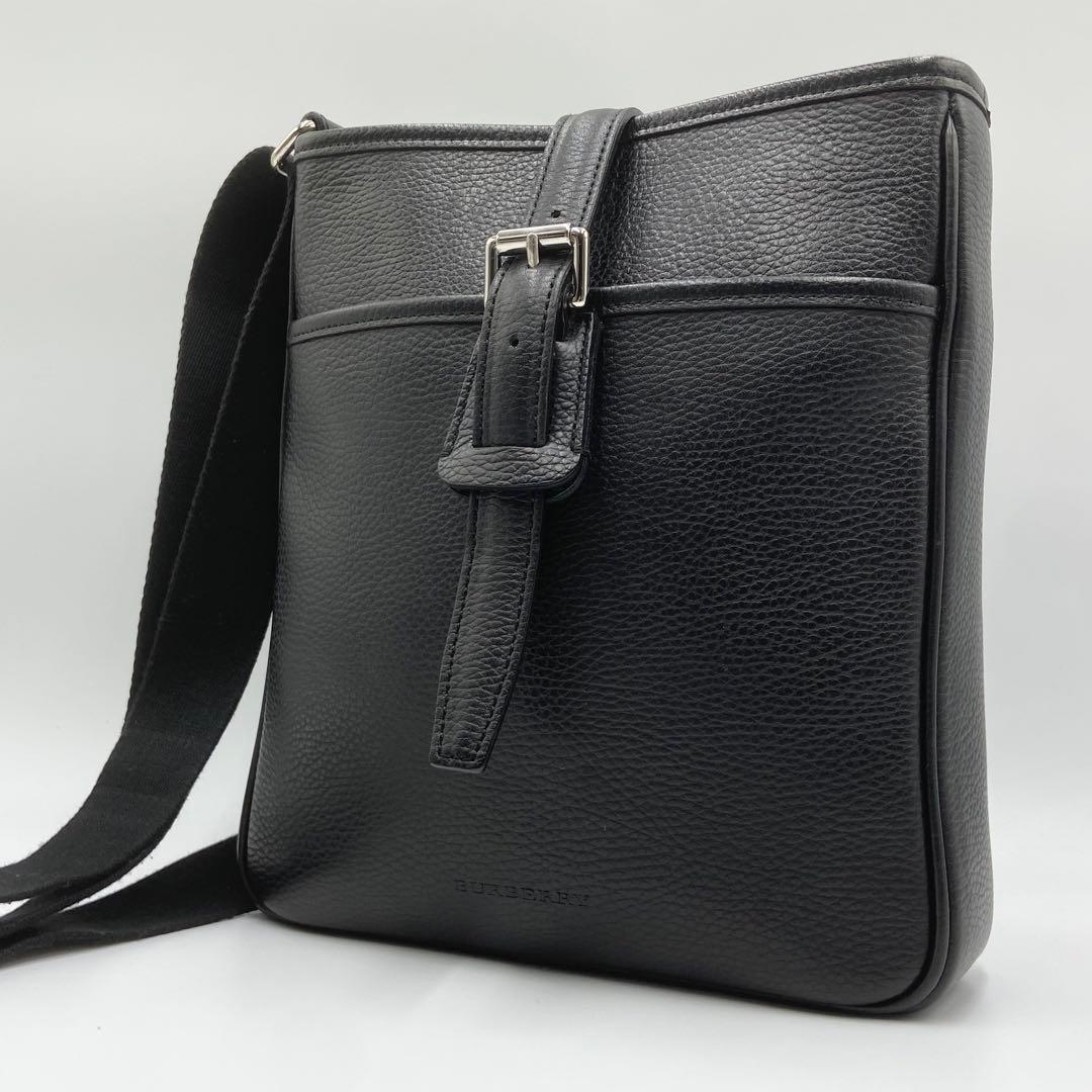 極美品　バーバリー　ショルダーバッグ　ノバチェック　ロゴ刻印　レザー　ブラック