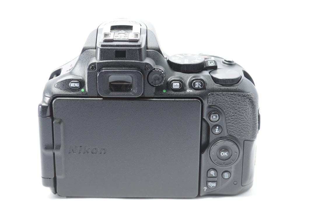 すぐに使えるダブルレンズ❤️Nikon D5600 セット✨スマホに自動転送