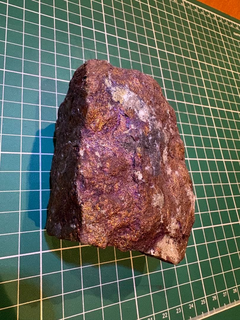 ピーコックオレ 原石 759g 天然石 鉱石 鉱物 置物 パワーストーン 斑銅鉱