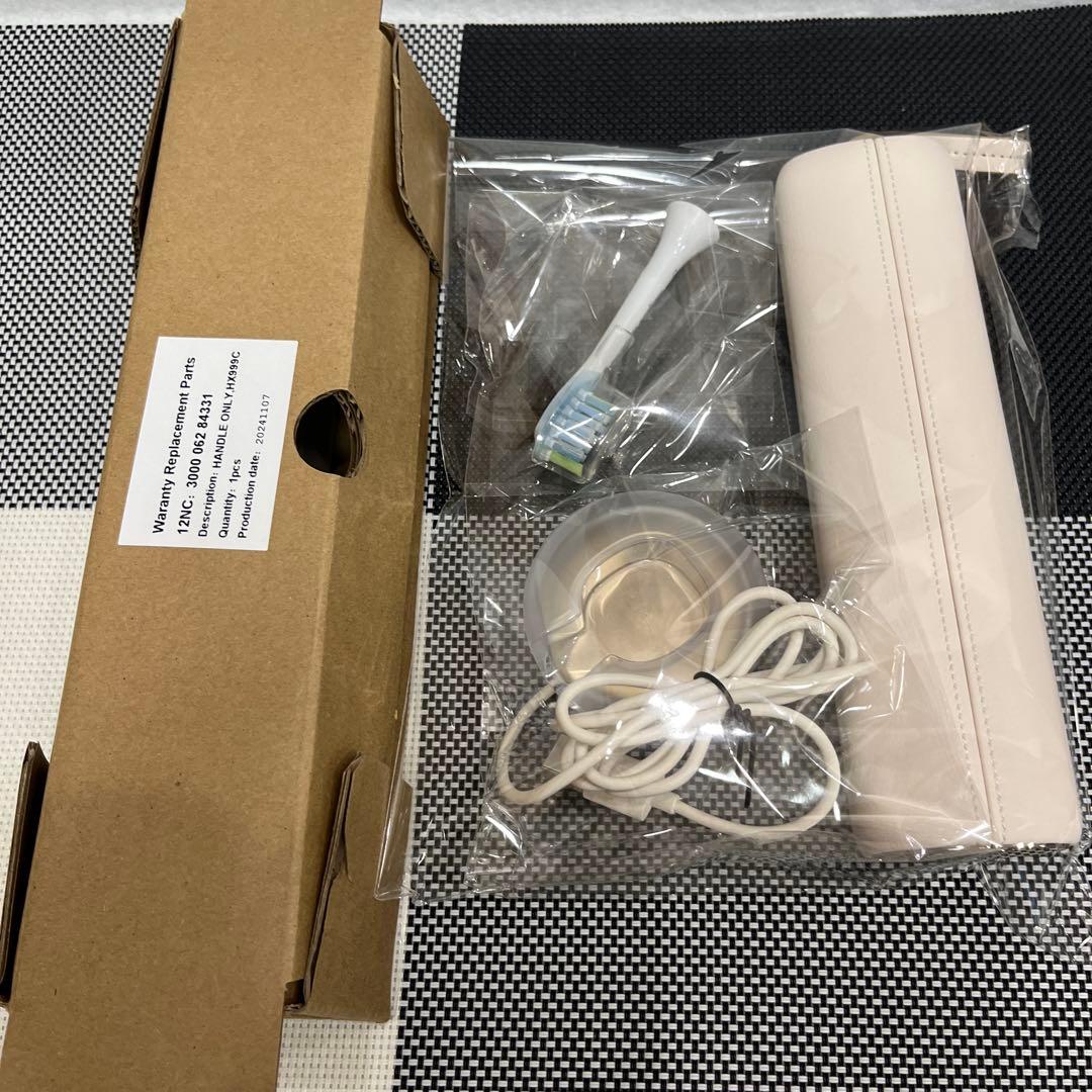 【本体新品】電動歯ブラシ　フィリップス　プレステージ　HX999C