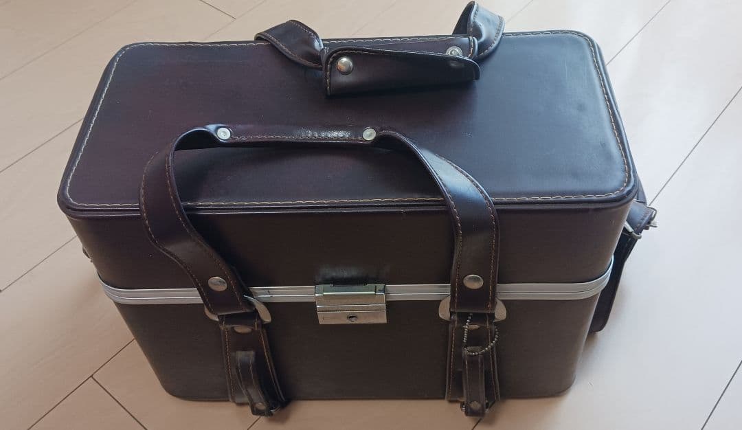 Nikon F4（ 本体・レンズ他、一式 ）