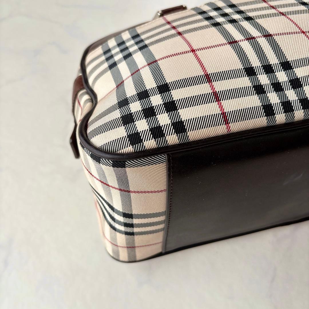 美品 BURBERRY ノバチェック ミニ ボストンバッグ ロゴプレート