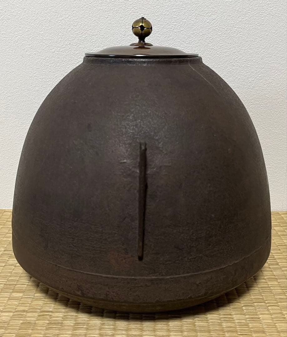 【江戸時代】梵鐘釜（撫肩釜）　初代高木治郎兵衛作