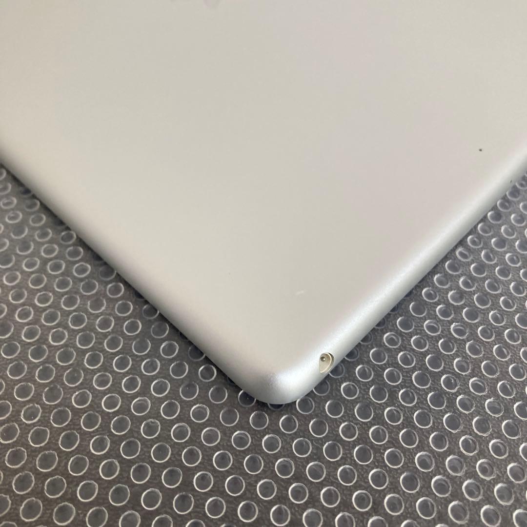 2712【早い者勝ち】美品☆iPad7 第7世代 32GB WIFIモデル☆