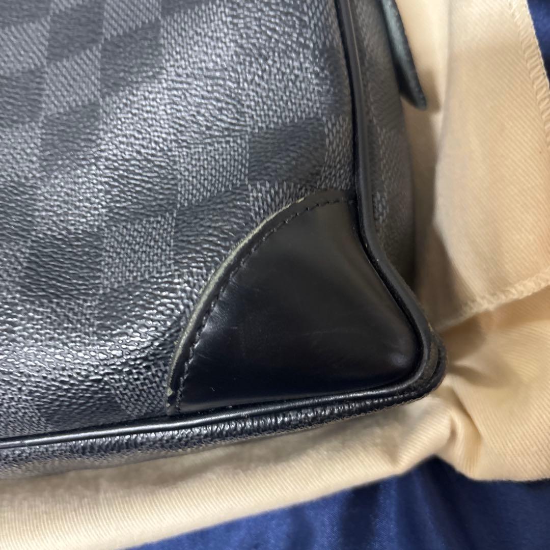 ルイヴィトン／ダミエ ポルト ドキュマン・ヴ オワヤージュ