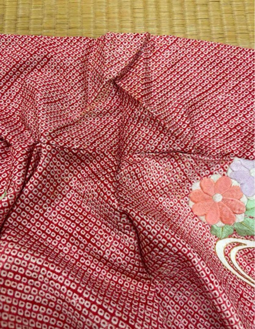 七五三　四ツ身女の子着物　正絹　仮絵羽　赤　豪華絞り　刺繍　片輪車　鴛鴦