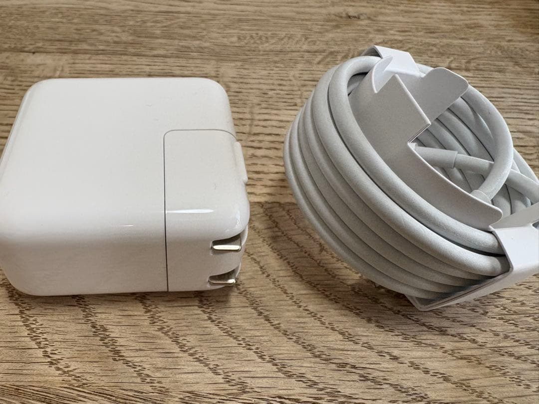 Apple M1 Mac book Air 13インチ 512GB