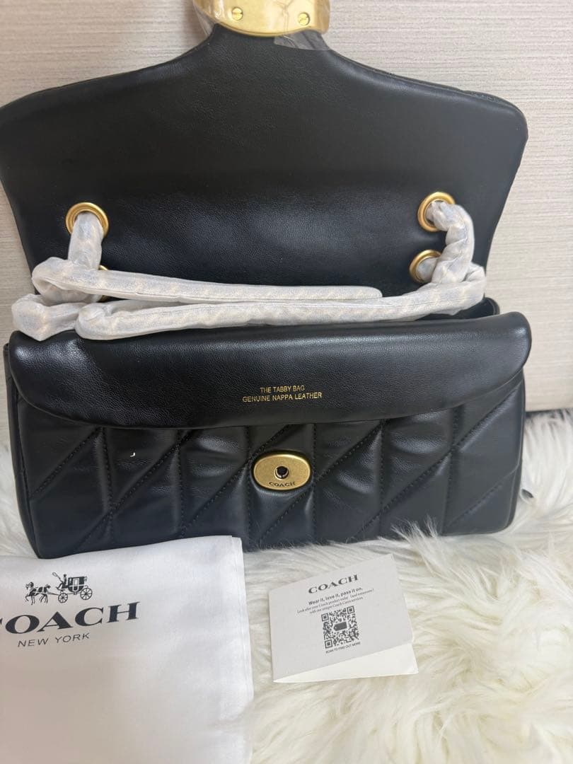 COACH ブラック キルティング ショルダーバッグ26cm
