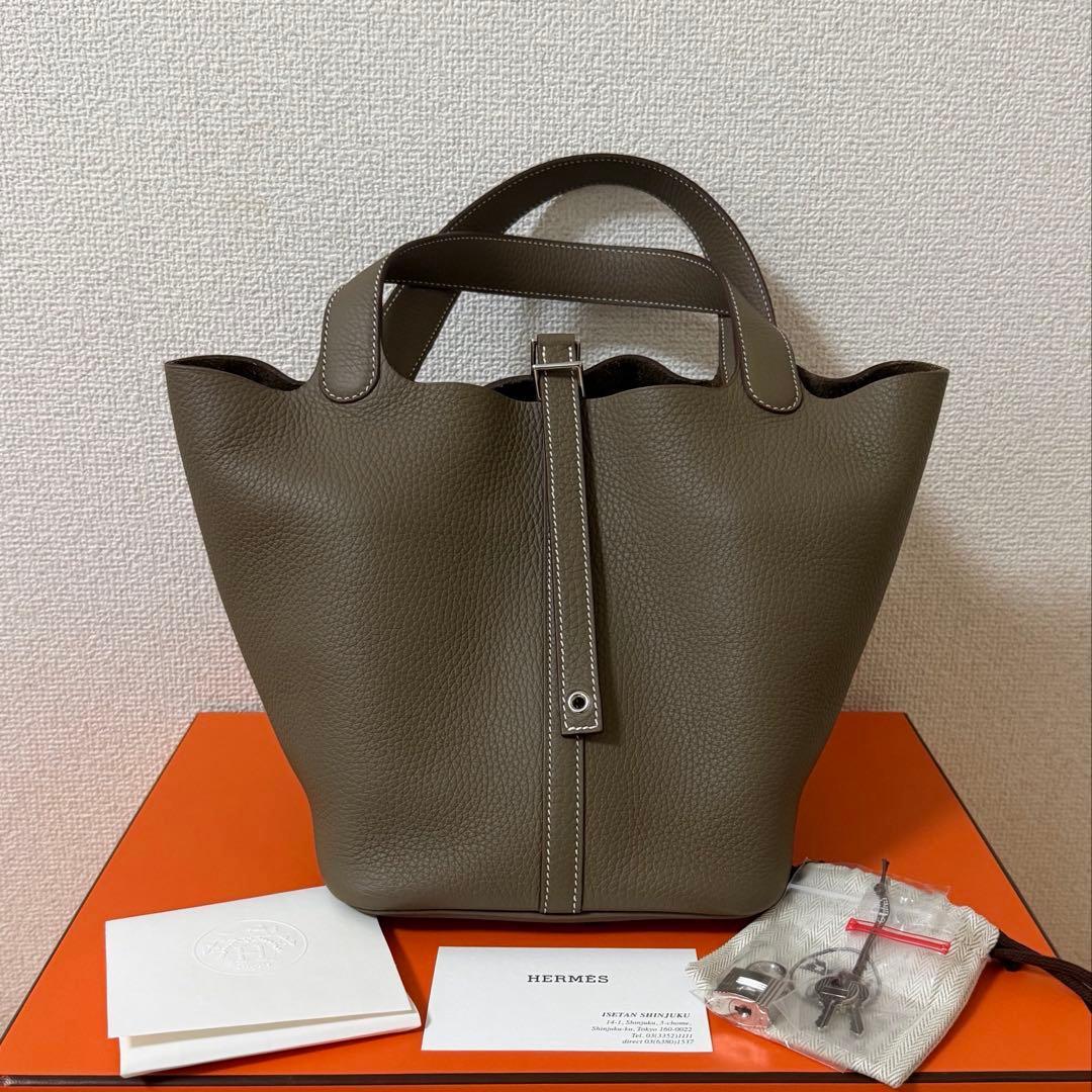 エルメス K刻印2025年製 ピコタンロックMM カデナ付き ハンドバッグ