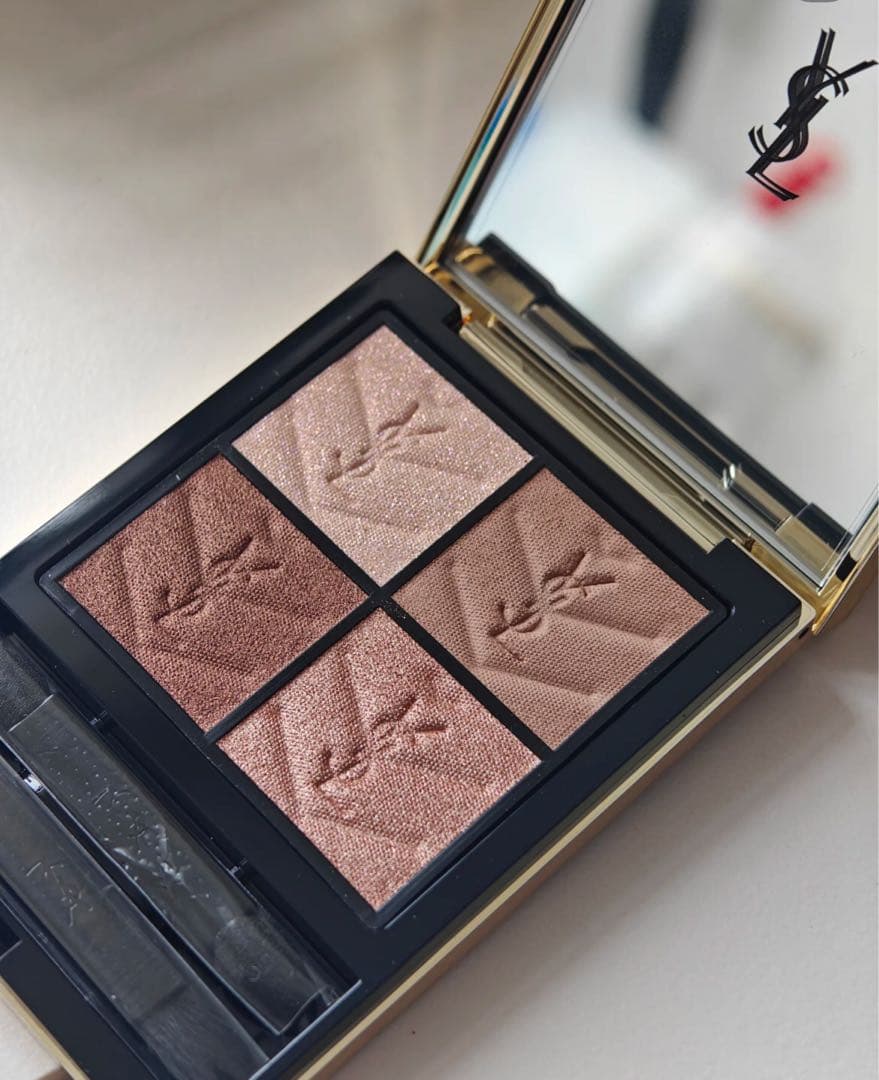 新品未開封YSLイブサンローラン　クチュール ミニ クラッチ　コレクター　025