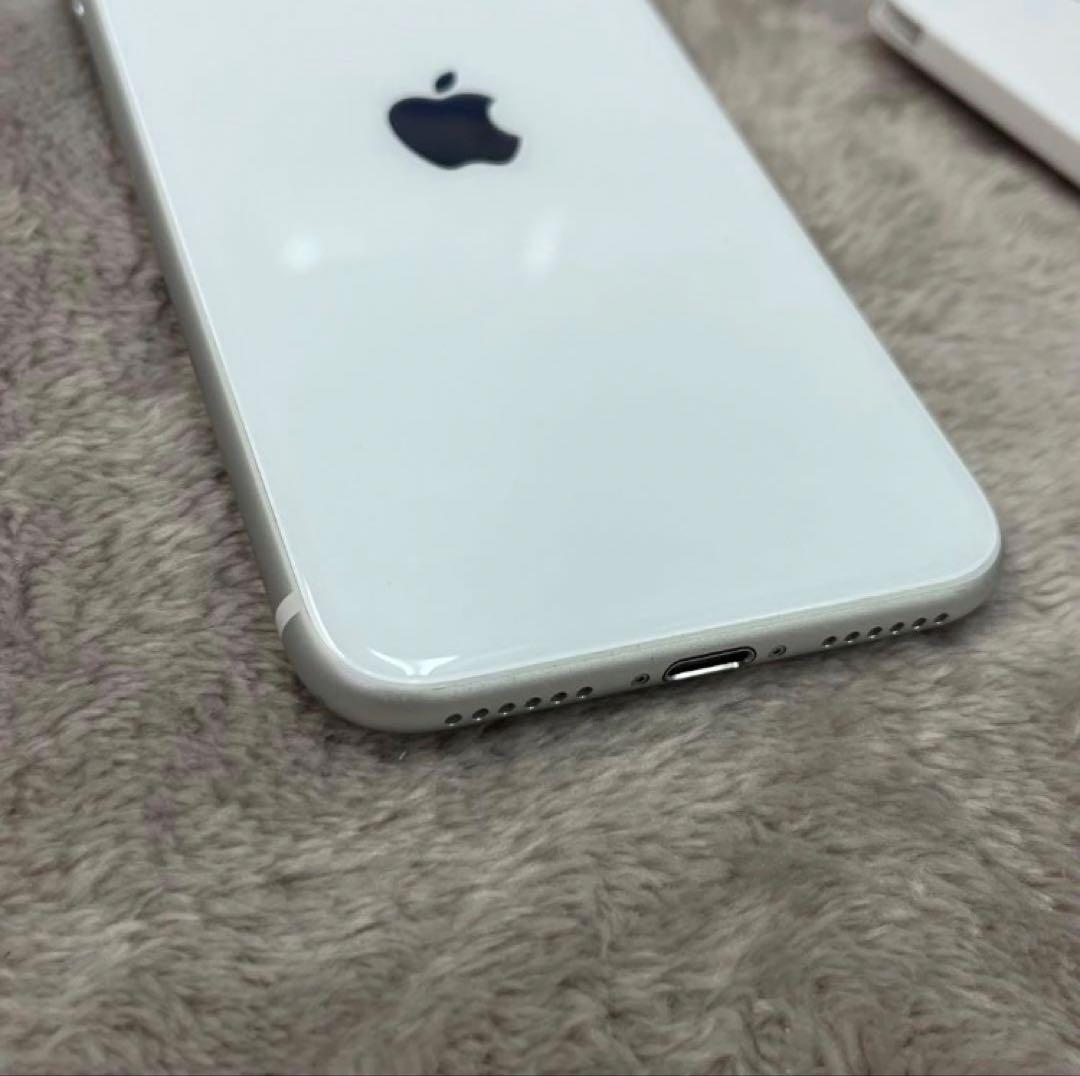 【状態良好】iPhone SE2 64GB 箱あり Apple