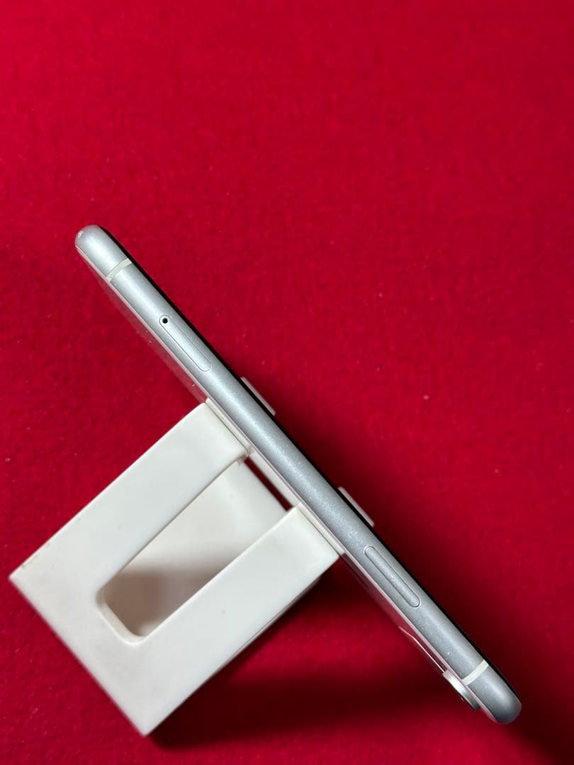 【7324】iPhone XR ホワイト128GB sim フリー