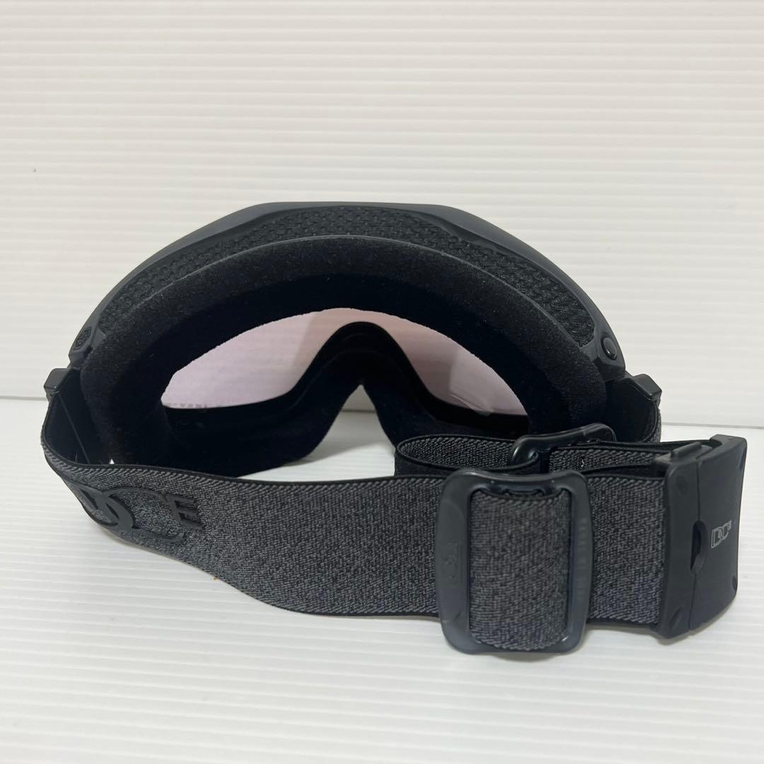 DICE 調光ULTRAレンズ搭載 スノーゴーグル