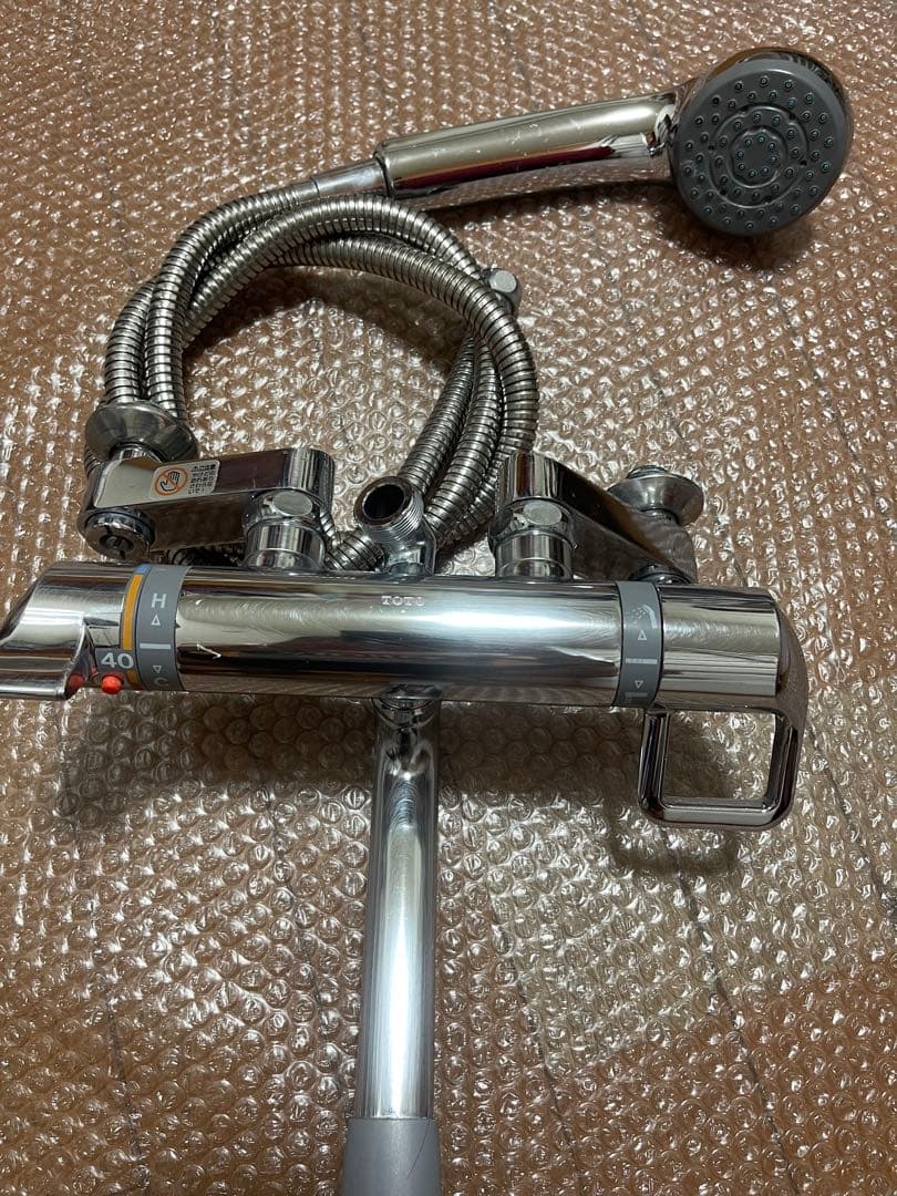 岩本 TOTO ∥ 壁付サーモスタット浴室用水栓TMG40CRXセット