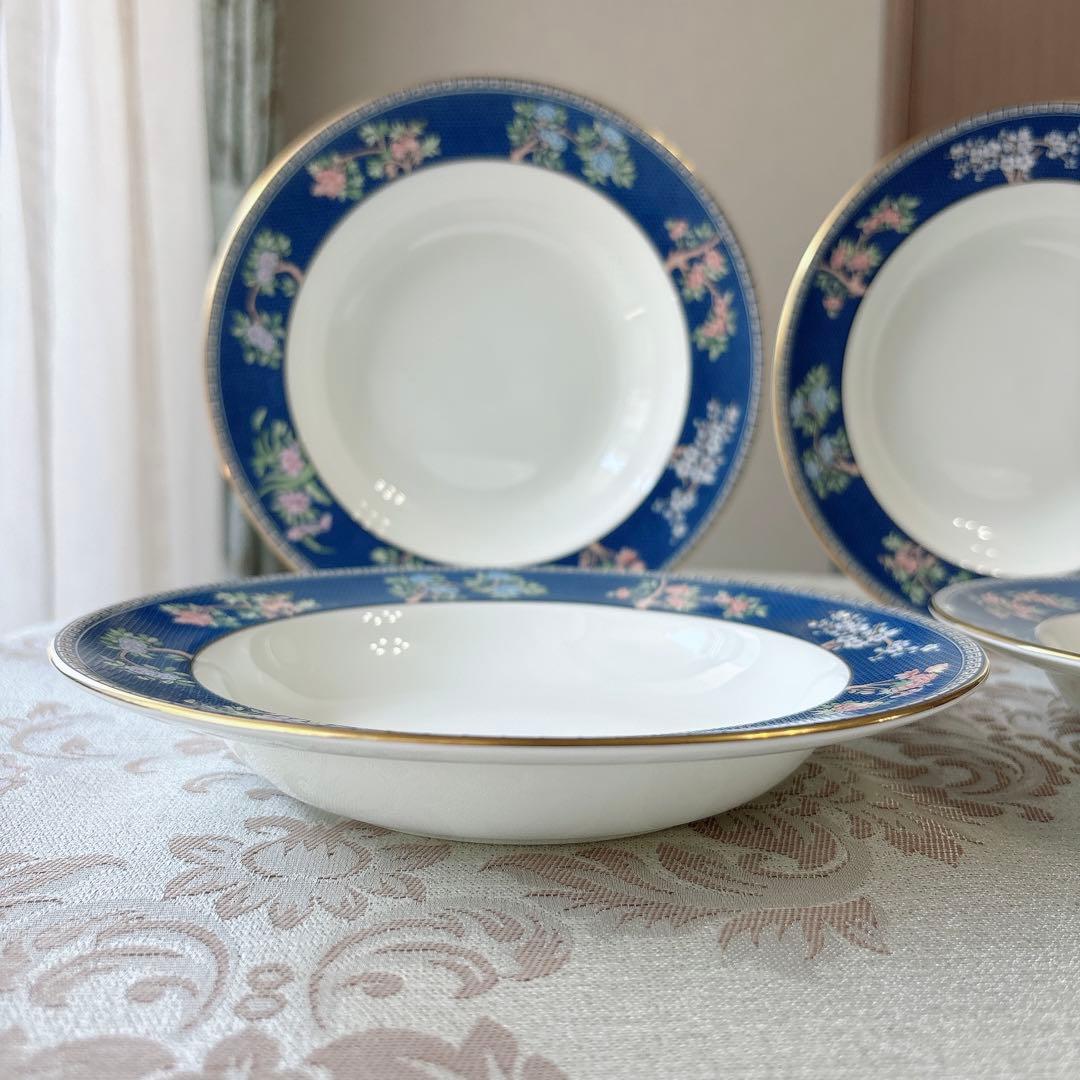 レア❤️未使用❤️ウェッジウッド❤️ブルーサイアム❤️スープ皿　パスタ皿　４枚