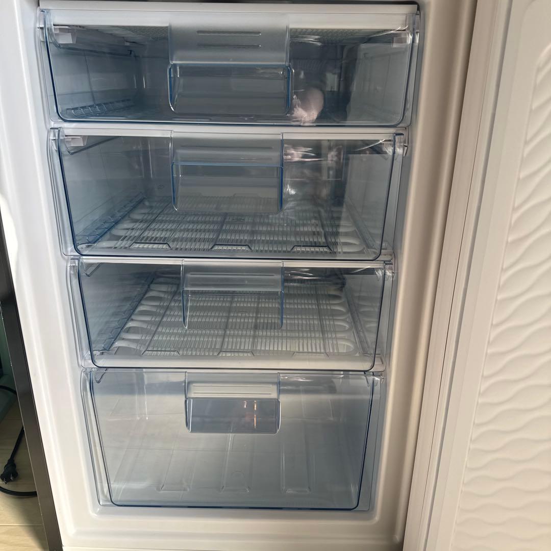 IRIS OHYAMA 冷凍庫　85L KUGD-9B-B ガラス扉