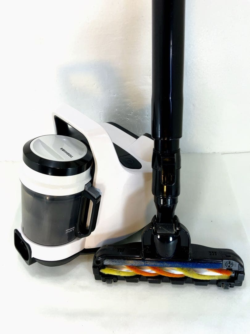 TOSHIBA サイクロン式クリーナー　トルネオミニ　VC-CF21A ホワイト