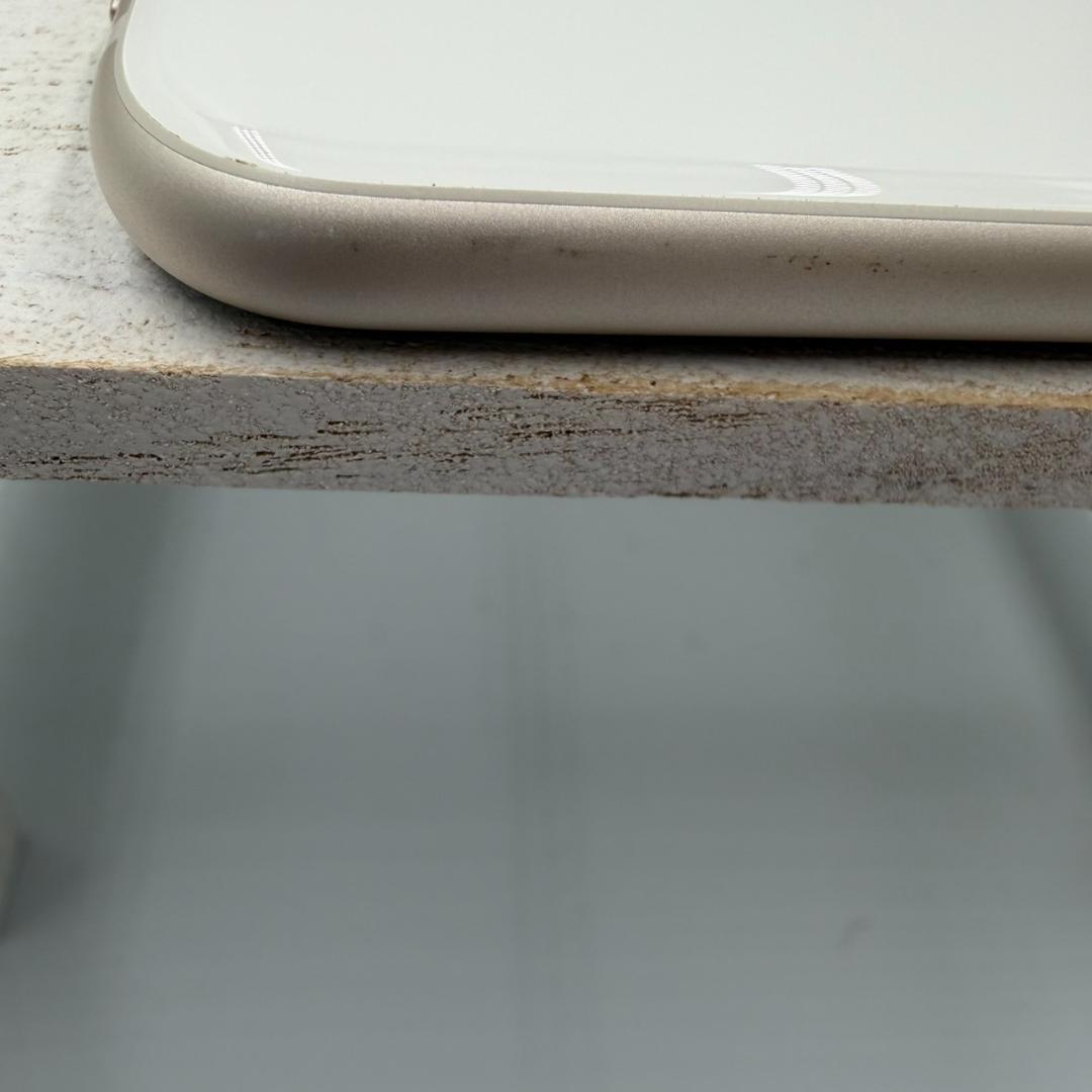 iPhone SE第3世代 128GB スターライト 407