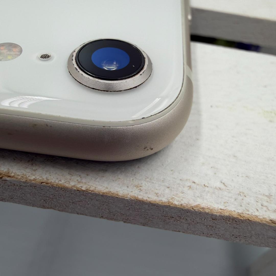 iPhone SE第3世代 128GB スターライト 407