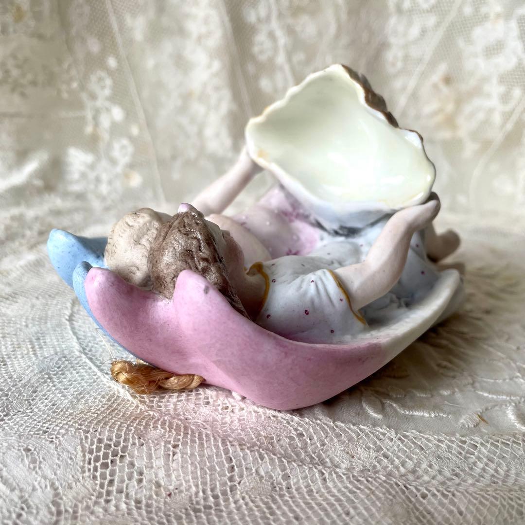 二人の天使の聖水盤　ビスク　フランスアンティーク　ブルーとピンク　エンジェル