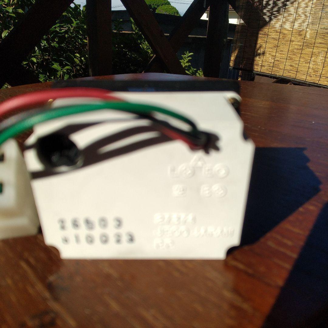 ジムニー11-22純正アナログJVC 時計 DC12V プラグ式 黒