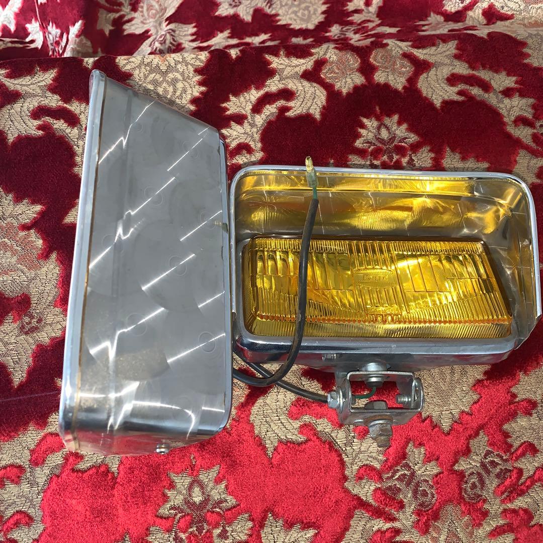 イエローフォグランプ ウロコバイザー付き