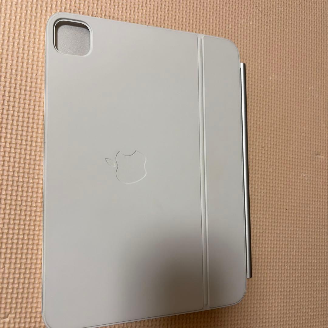 サ*メ様 iPad用　Magic Keyboard（M4、5対応）　ホワイト