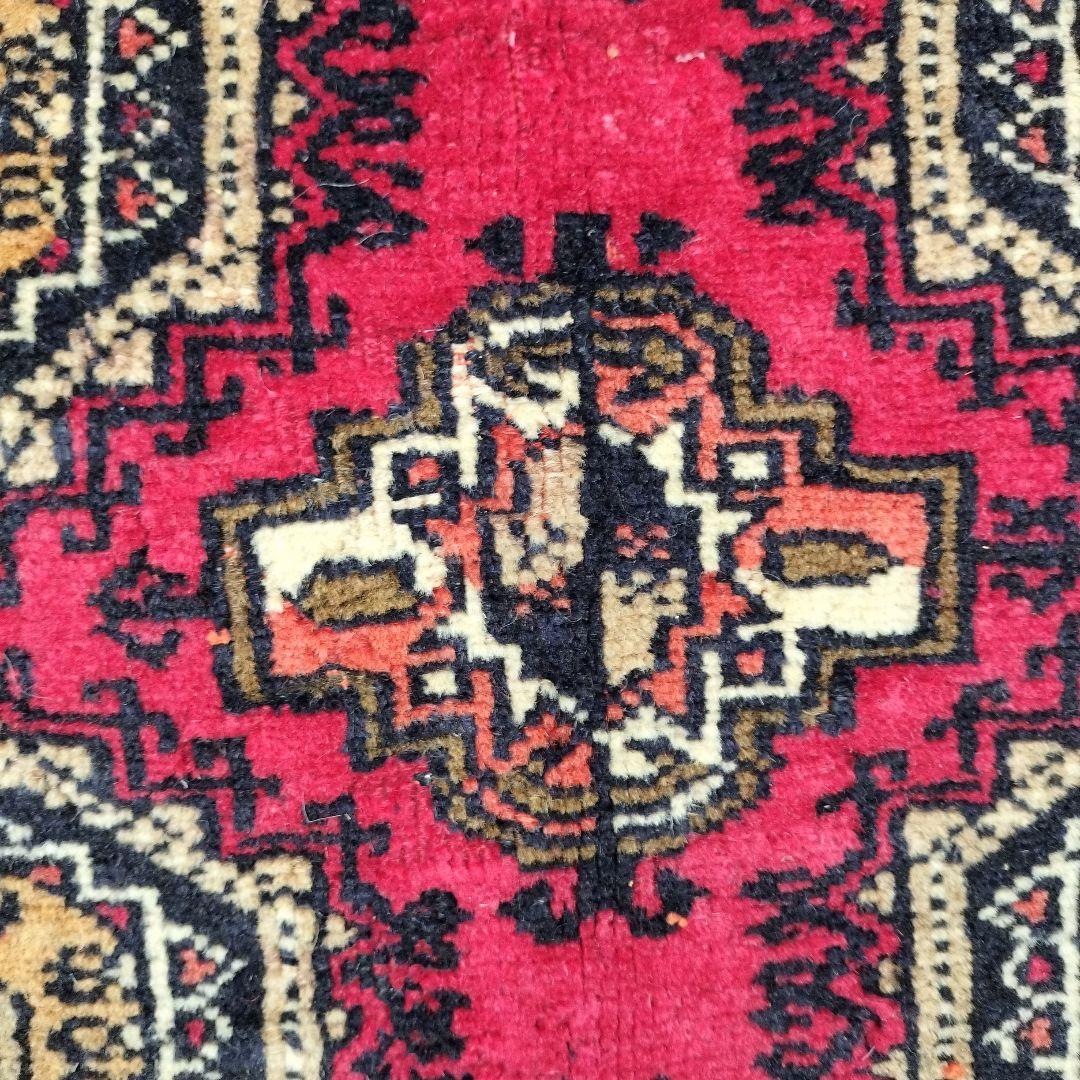 ※最終値下げ￥45,000→￥40,000【訳あり格安出品】ペルシャ絨毯