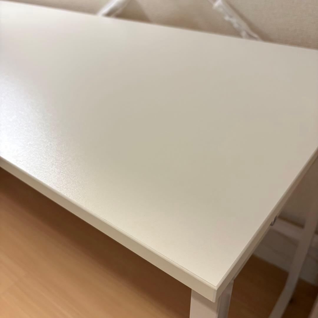 サンワダイレクト パソコンデスク ホワイト 140cm