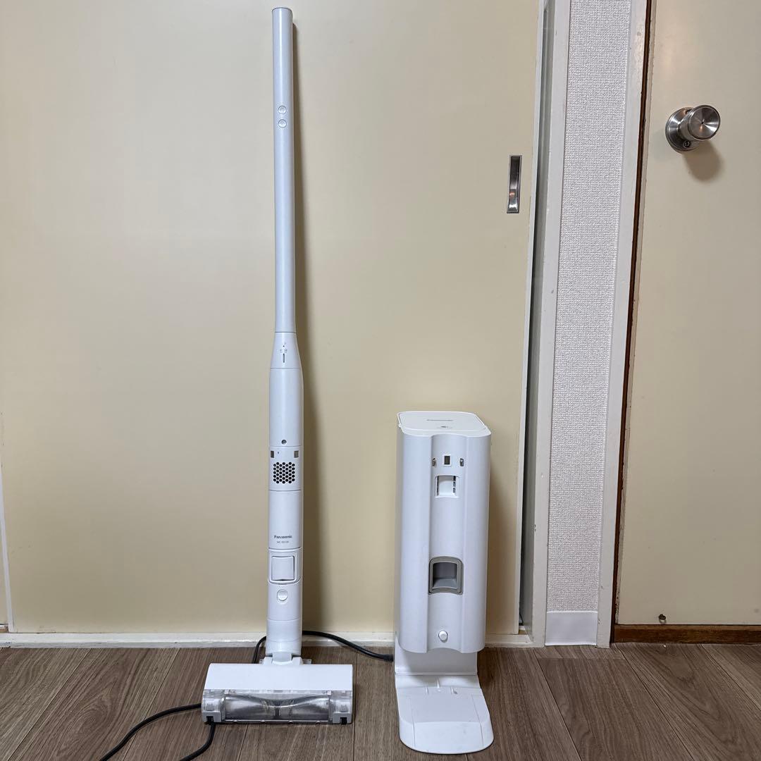 そら【動作確認済】Panasonic 充電式掃除機 MC-NS10K