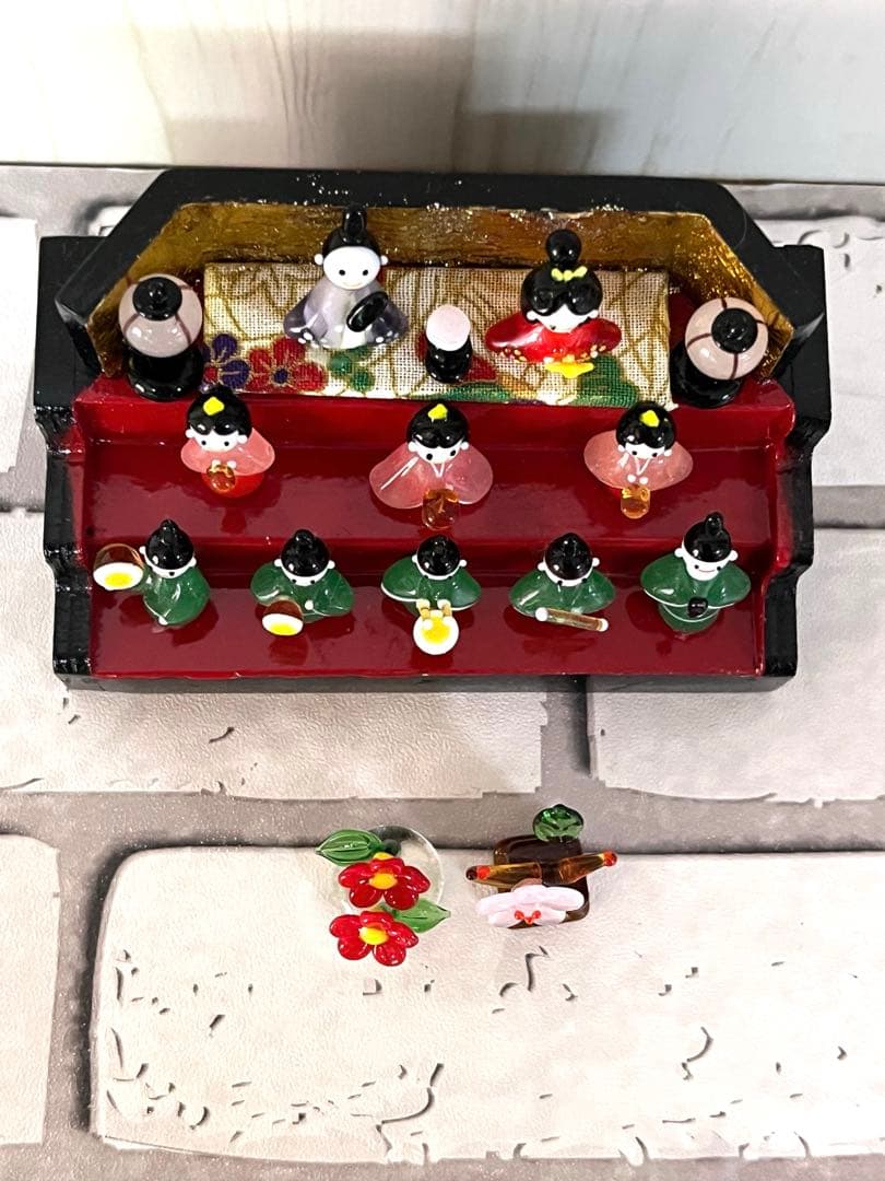 雛人形　ガラス細工　豆雛　三段飾り　ミニチュア