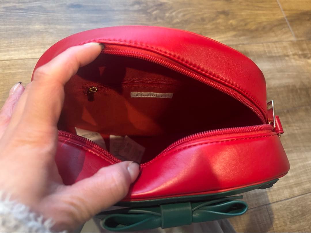 (新品・未使用)axesfemme Chalmiereいちご型ショルダーバッグ