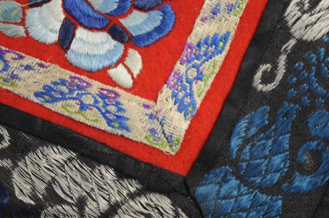 【珍】　★ 蝶恋花紋繍片 ★　刺繍 花紋 蝶紋　明清織繍