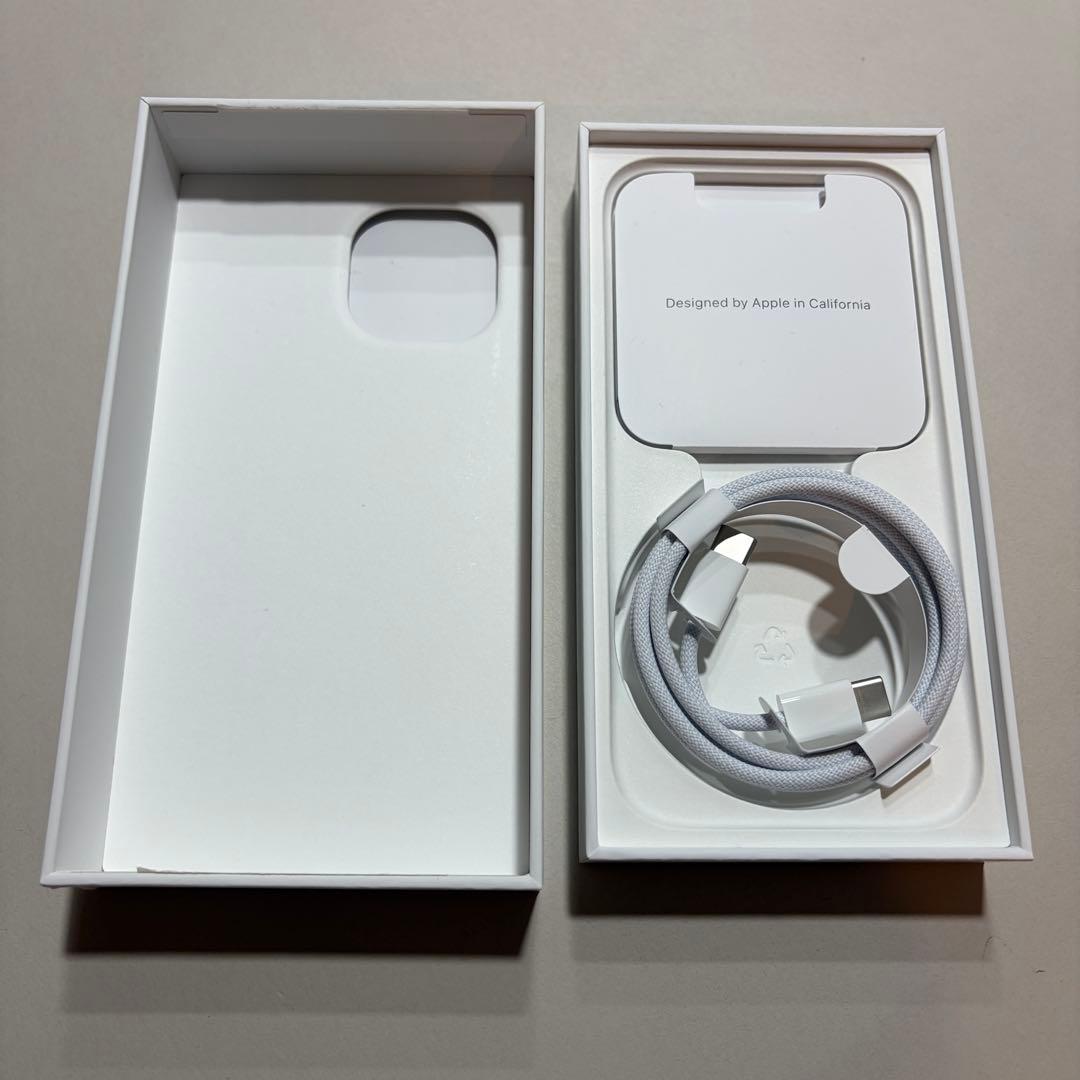 Apple iPhone 15 ブラック 128GB SIMフリー 箱、全付属品