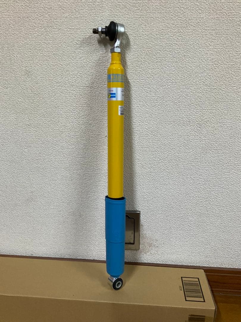 Bilstein ステアリングダンパー　ジムニー　JB64 JB74