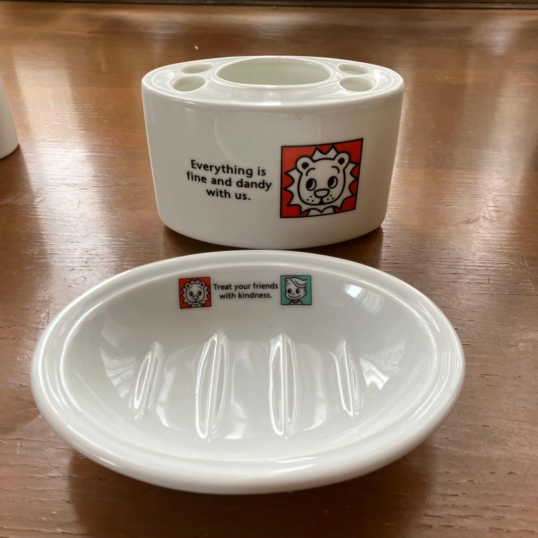 希少、オサム　タピオカシリーズ✖️ジレットコラボ　ノベルティ洗面用品　陶器製