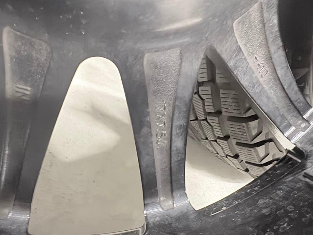 tab①265/65R17スタッドレス プラド150 FJクルーザー