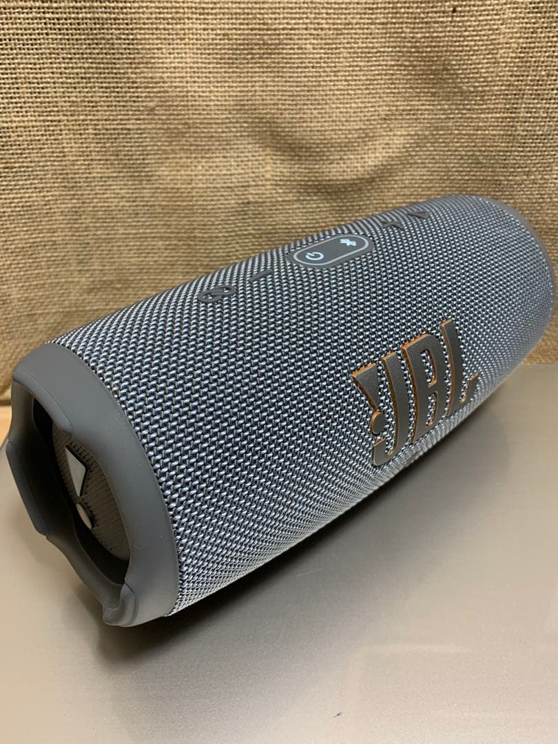☆JBL Charge 5モバイルバッテリー付ワイヤレススピーカー☆
