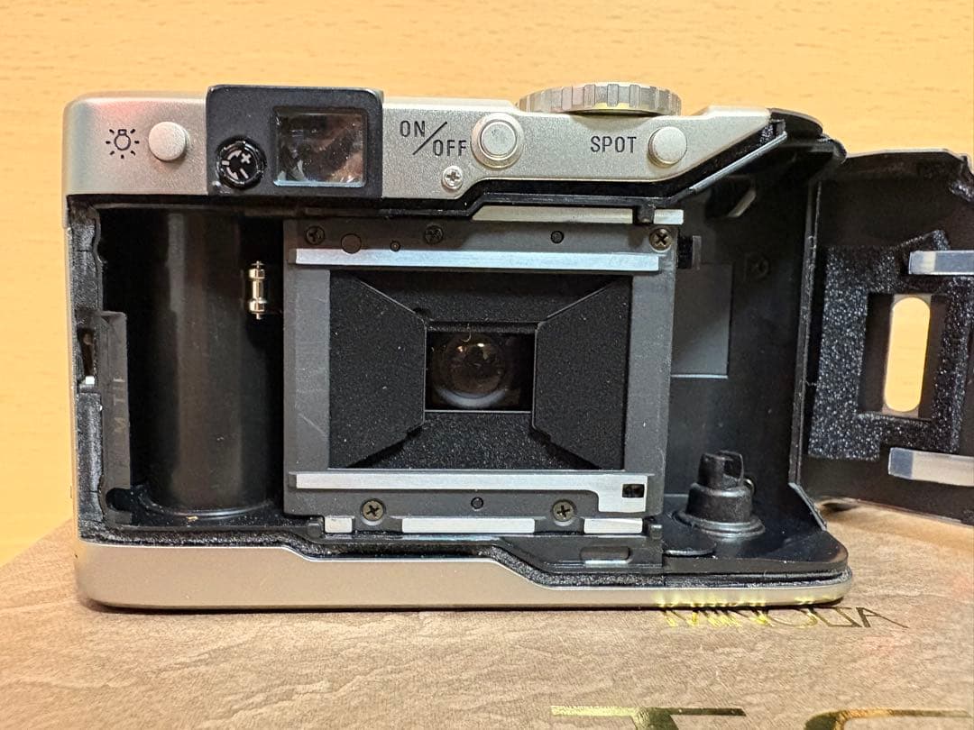 フィルムカメラ Minolta TC-1