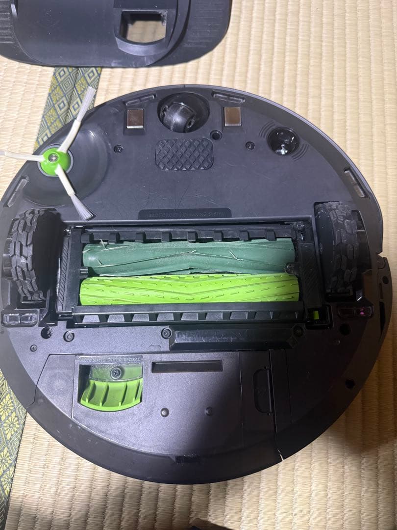 ルンバj7+(ジャンク)充電ドック付き